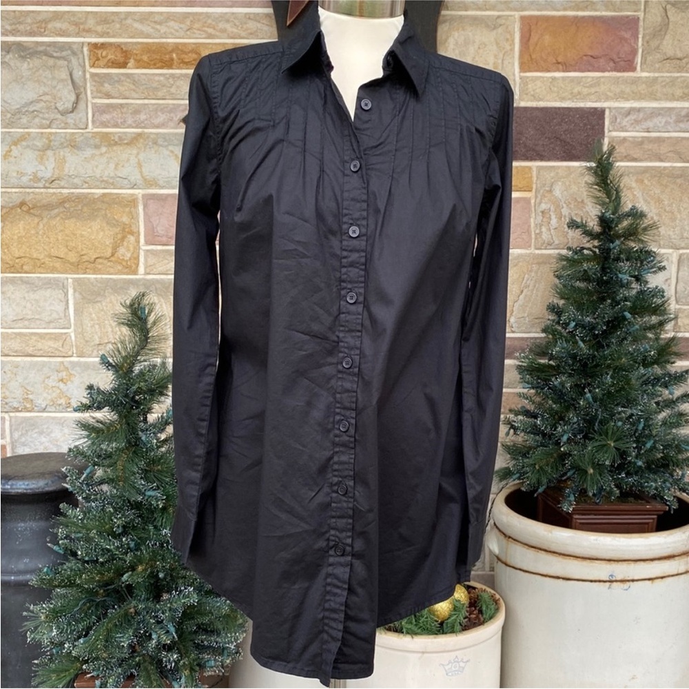 Liz Claiborne‎ Classic Black Pintucked Button Down Shirt